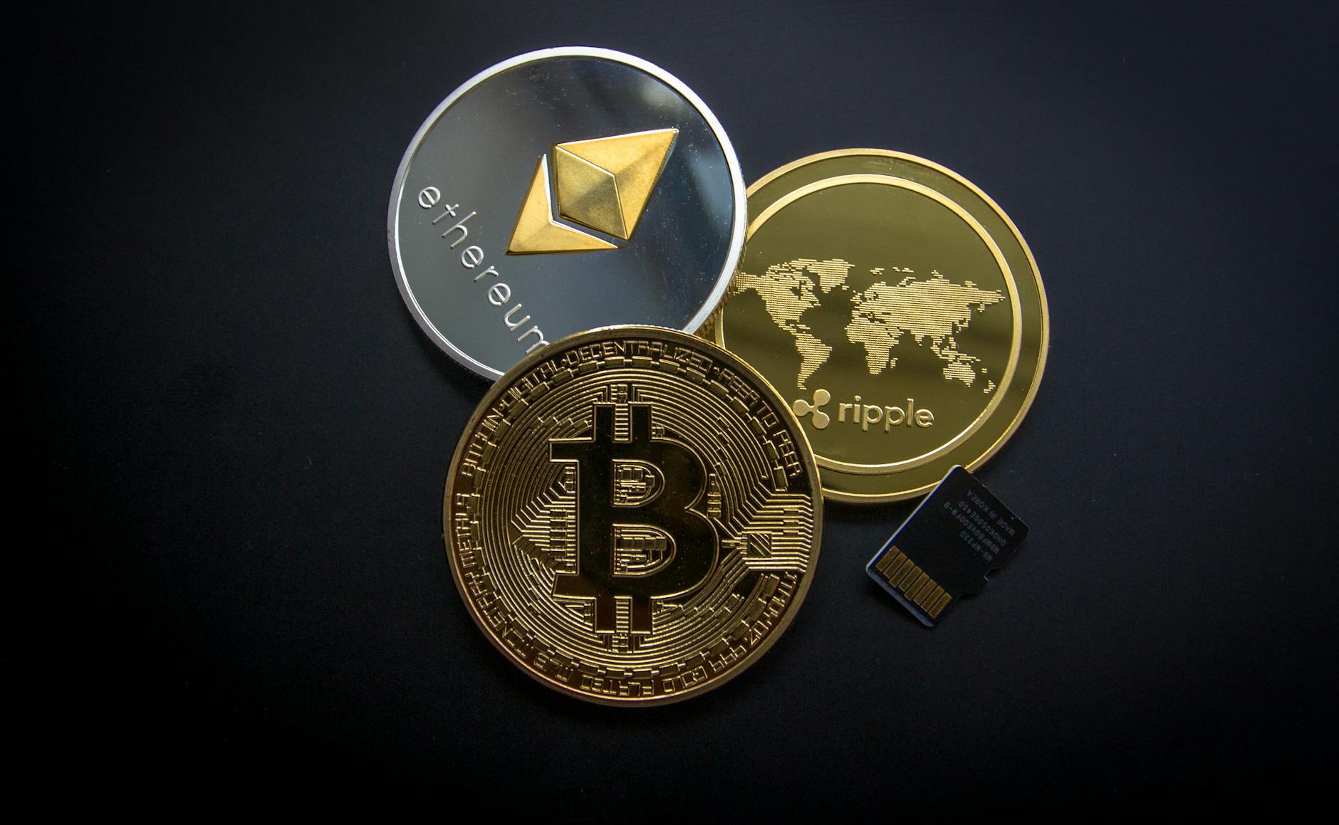 OKX Card EEA: How It Works, Fees & Rewards in 2026 | Photo by Worldspectrum on Pexels